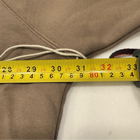 Fear of God Essentials Men’s  Hoodie Size XXL Color Wood Brand New - Picture 5 of 7